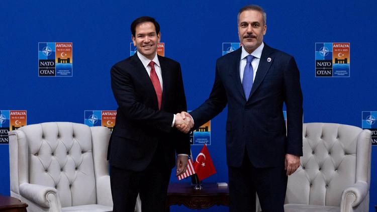 Hakan Fidan ve Marco Rubio Arasında Gazze Güvenliği ve İnsani Yardım Gelişmeleri Telefonda Görüşüldü