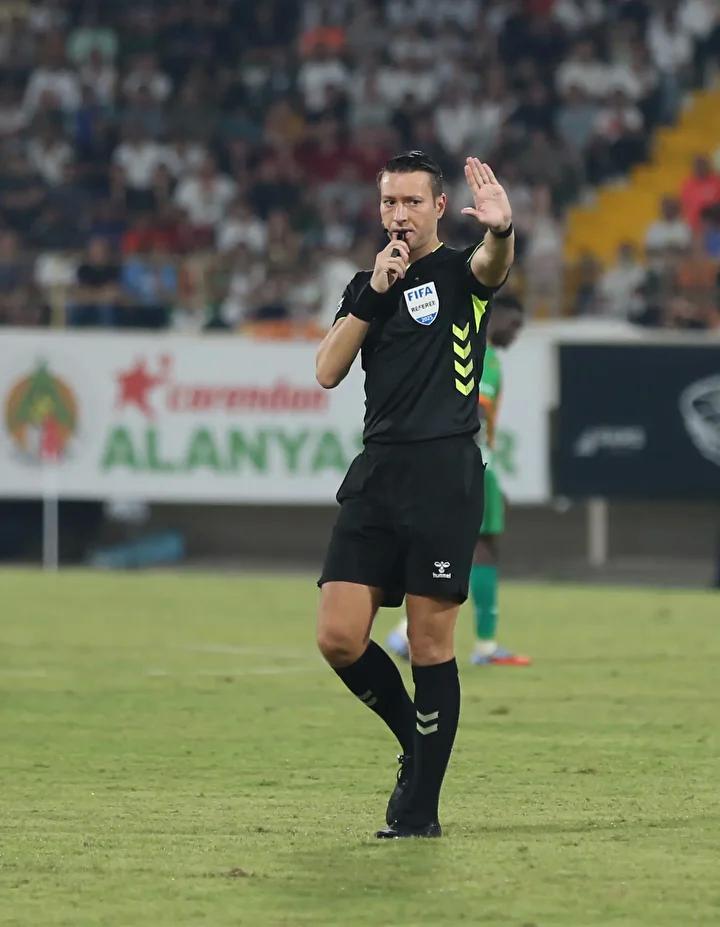 Hakem Zorbay Küçük'ün MHK İlişkileri ve Bahis Soruşturmaları Detayları 3 Hakem Zorbay Küçük'ün MHK İlişkileri ve Bahis Soruşturmaları Detayları