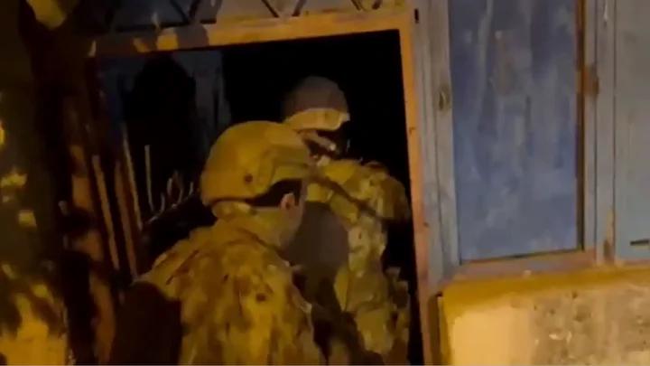 Yakalananlar ve Ele geçirilen Materyaller