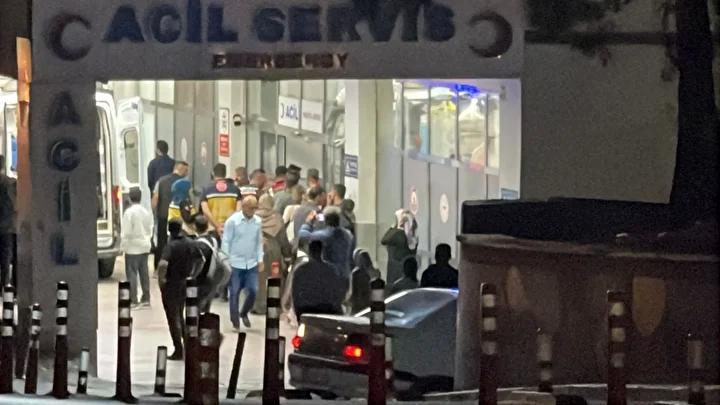 Hilvan Cezaevinde Yemekten Zehirlenme Şoku: 18 Mahkum Hastaneye Kaldırıldı 4 Hilvan Cezaevinde Yemekten Zehirlenme Şoku: 18 Mahkum Hastaneye Kaldırıldı