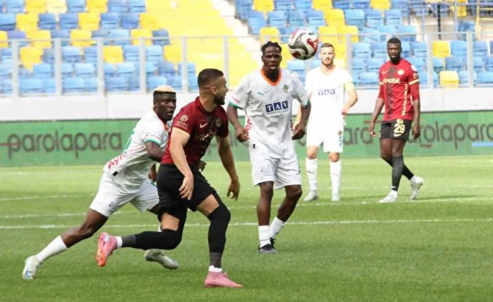 İanis Hagi'nin Parlayan Performansıyle Alanyaspor Heyecan Yarattı