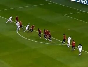 İanis Hagi’nin Parlayan Performansıyle Alanyaspor Heyecan Yarattı