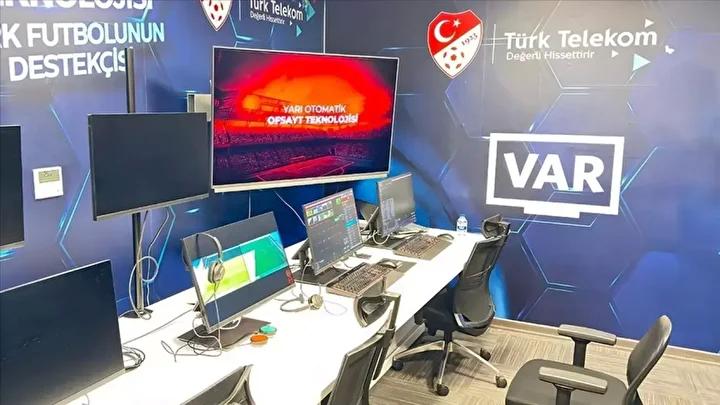 IFAB, VAR Kararları İçin Yeni Düzenlemeleri Tartışıyor 2 IFAB, VAR Kararları İçin Yeni Düzenlemeleri Tartışıyor