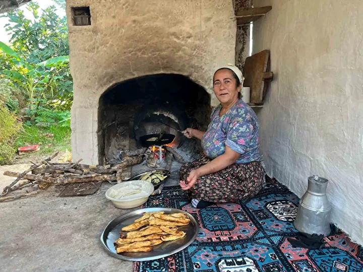 İncirliova'nın Sevilen Geleneksel Patlıcan Yemeği: Patlıcan Balığı
