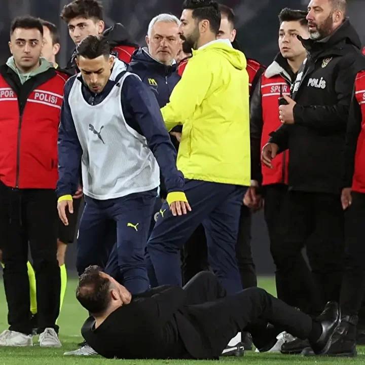 İrfan Can Kahveci'nin Olaylı Derbideki Tavrı ve Gizemli İddialar
