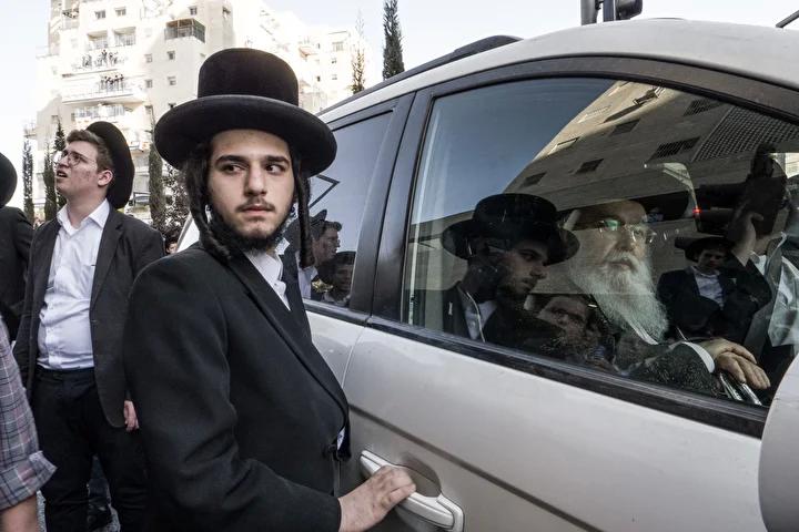 İsrail’de Askerlik Karşıtı Büyük Gösteri Batı Kudüs’te Gerçekleşti 3 Güney’dekinden Batı Kudüs’e Uzanan Drama ve Israrlı Protestolar