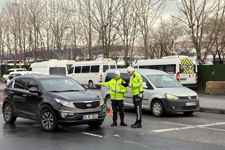 İstanbul'da 12 Ekim 2025 Pazar Gününe Yönelik Trafik Planı ve Alternatif Güzergahlar