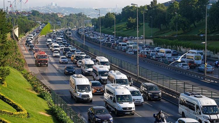 İstanbul'da 12 Ekim 2025 Pazar Gününe Yönelik Trafik Planı ve Alternatif Güzergahlar