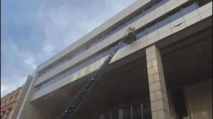 İstanbul'da İş Merkezi Yangını Güvenlik Kameralarına Yansıdı