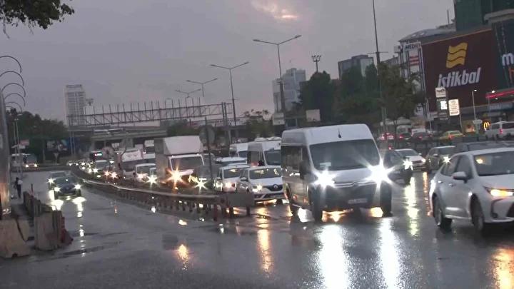 İstanbul'da Sabah Yağışları ve Trafik Durumu Güncellemesi