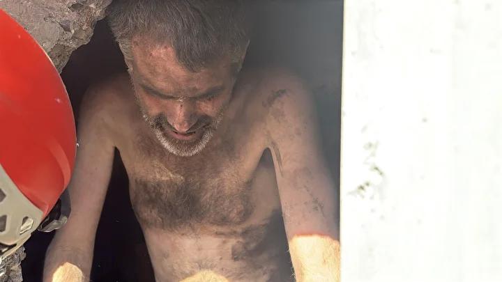 İstanbul'da Tünel Girişinde Mahsur Kalan Yabancı Yurttaş Kurtarıldı