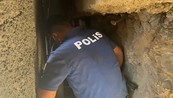 İstanbul'da Tünel Girişinde Mahsur Kalan Yabancı Yurttaş Kurtarıldı
