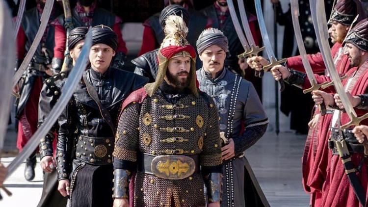 Metin Akdülger Hakkında Güncel Bilgiler ve Kariyeri