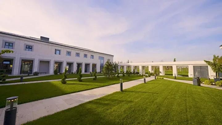 İstanbul'un Yeni Nefesi: Atatürk Havalimanı Millet Bahçesi'nin Büyük Açılışı 4 İnsan ve Teknoloji Dostu Altyapı