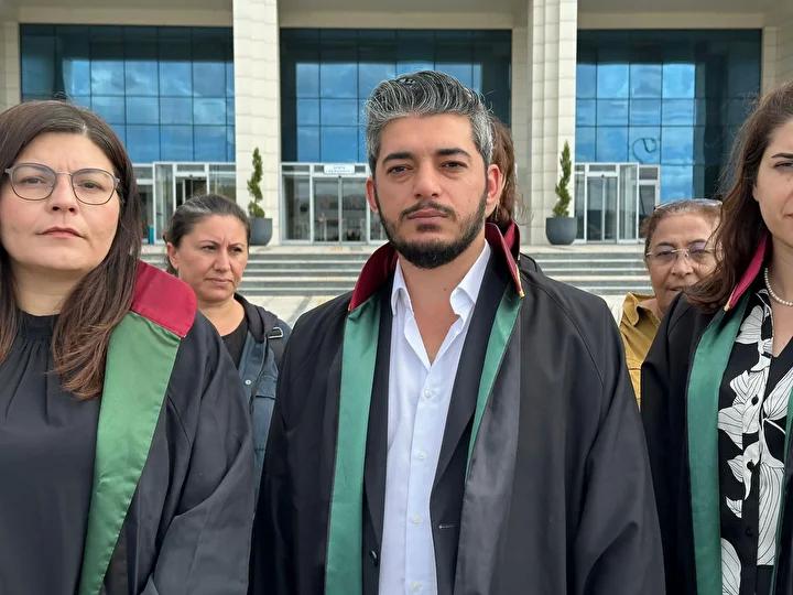 İzmir'de Cinayet: Boşanma Aşamasındaki Eşini Silahla Vuran Sanık Tutuklandı