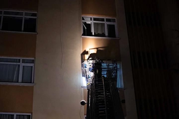 Kadıköy'deki Yangın Olayında Can Kaybı ve Tahliye Çalışmaları