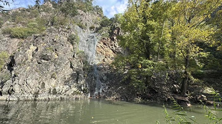 Karabük-Zonguldak Demiryolu Hattında Heyelan Nedeniyle Seferler Durduruldu