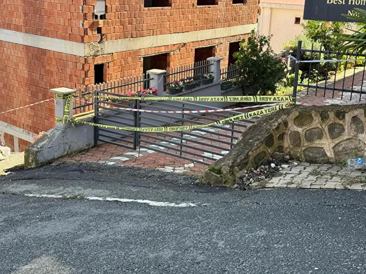 Kartal'da Bina Güvenliği Alarmda: Çatlaklar ve Kaymalar İnceleniyor