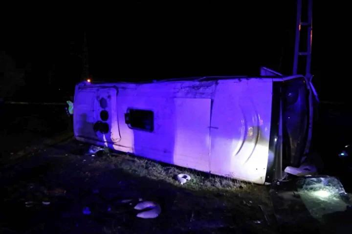 Kastamonu Taşköprü’de Tur Midibüsü Trafik Kazası Detayları