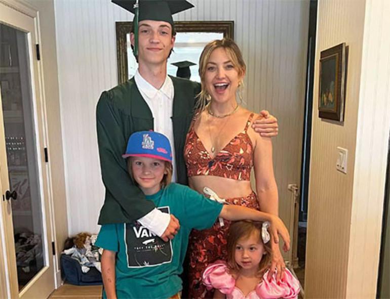 Kate Hudson ve Ailesinin Sevgi Dolu Çoklu Aile Hikayesi