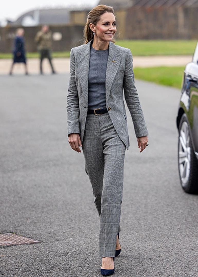 Kate Middleton'ın Moda Serüveni: Eteklerden Pantolonlara Geçiş Hikayesi