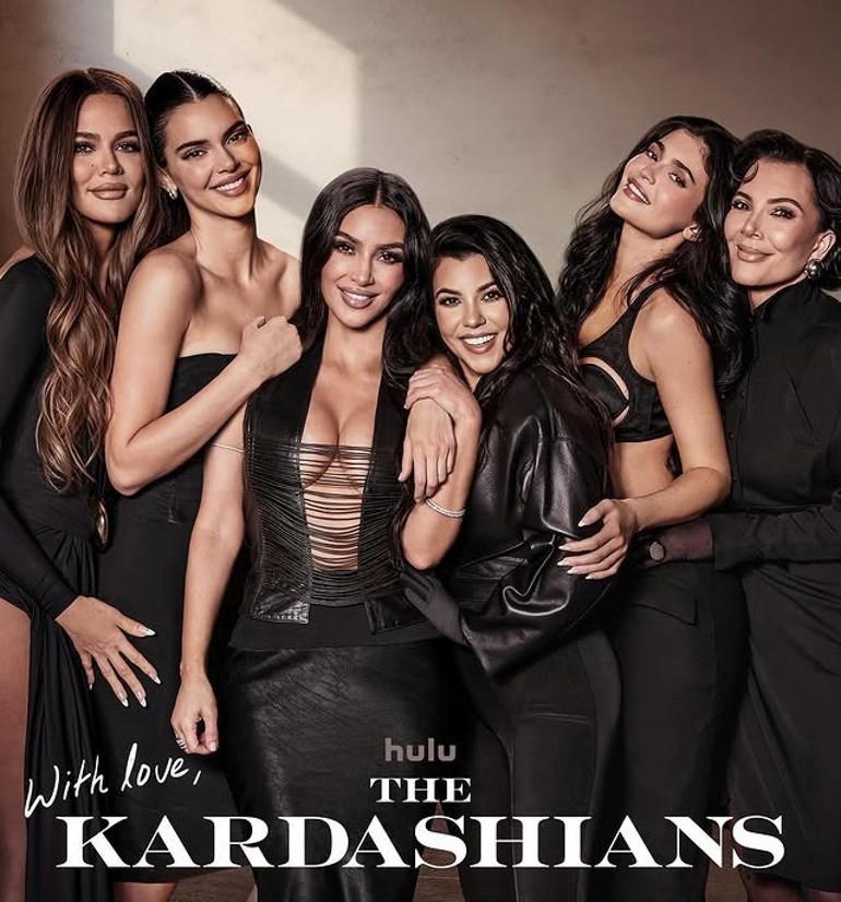 Kim Kardashian’ın MR Sonucundaki Şoke Edici Bulgular ve Eski Eşinin Karşılıklı Saldırılarındaki Rolü 2 Kim Kardashian’ın MR Sonucundaki Şoke Edici Bulgular ve Eski Eşinin Karşılıklı Saldırılarındaki Rolü
