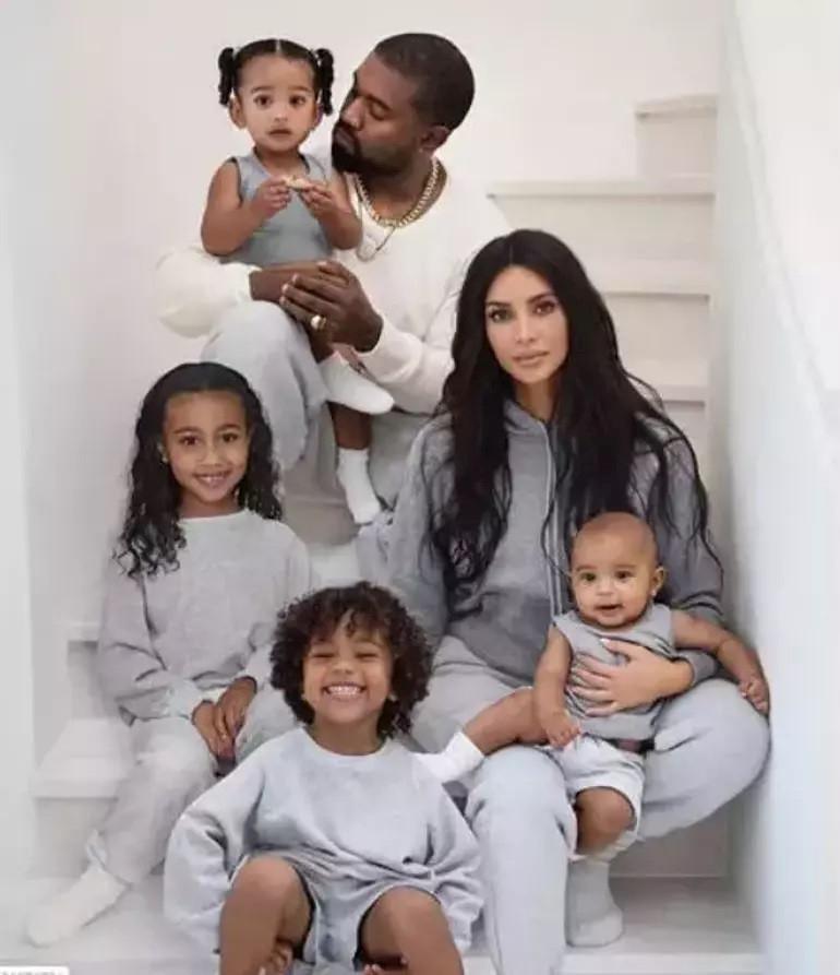 Kim Kardashian’ın MR Sonucundaki Şoke Edici Bulgular ve Eski Eşinin Karşılıklı Saldırılarındaki Rolü 5 Kim Kardashian’ın MR Sonucundaki Şoke Edici Bulgular ve Eski Eşinin Karşılıklı Saldırılarındaki Rolü