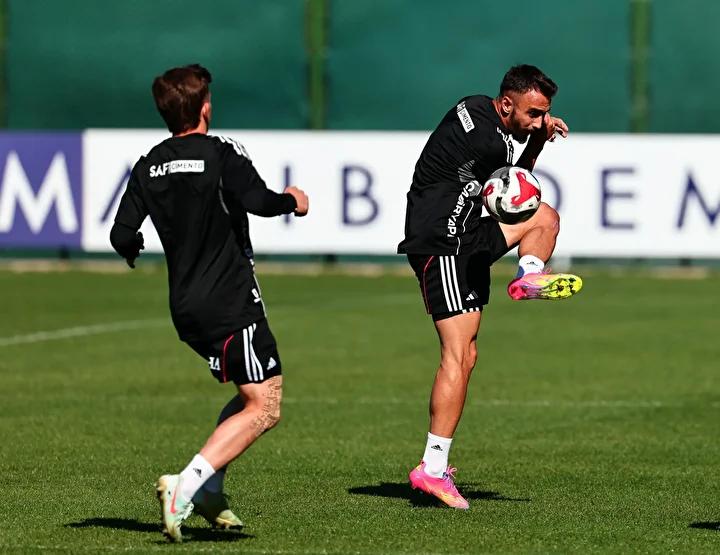 Konyaspor ve Beşiktaş Heyecanı Çarşamba Gününe Ertelendi