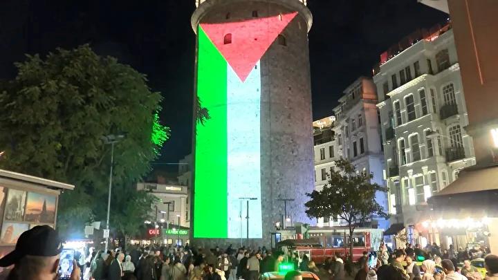 Kültür ve Turizm Bakanlığı'ndan Filistin Dayanışması: Galata Kulesi’ne Filistin Bayrağı Yansıması