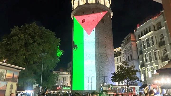 Kültür ve Turizm Bakanlığı'ndan Filistin Dayanışması: Galata Kulesi’ne Filistin Bayrağı Yansıması
