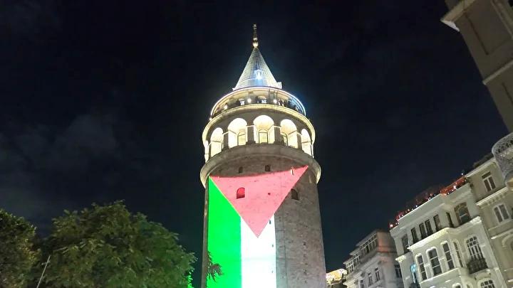 Kültür ve Turizm Bakanlığı'ndan Filistin Dayanışması: Galata Kulesi’ne Filistin Bayrağı Yansıması