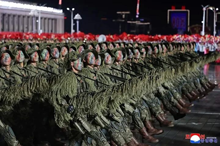 Kuzey Kore'nin 80. Yıl Askeri Gösterisi ve Yeni Nükleer Füzeleriyle Güç Mesajı