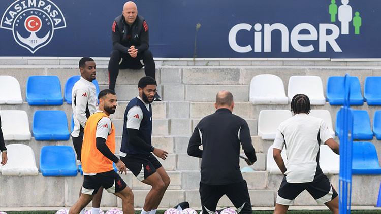 Liverpool Takımı, Kasımpaşa Tesislerinde Antrenmanlarını Sürdürdü