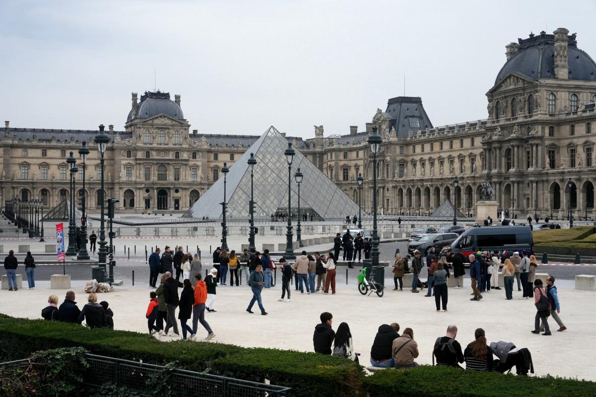 Louvre Müzesinde Büyük Hırsızlık: Detaylar ve Güvenlik Analizi