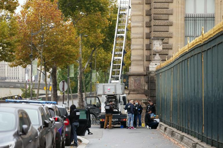 Louvre Müzesinde Büyük Hırsızlık: Detaylar ve Güvenlik Analizi