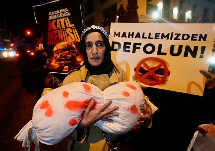 Mahalle Sakinlerinden McDonald's Protestosu: Gazze İçin Dayanışma Çağrısı