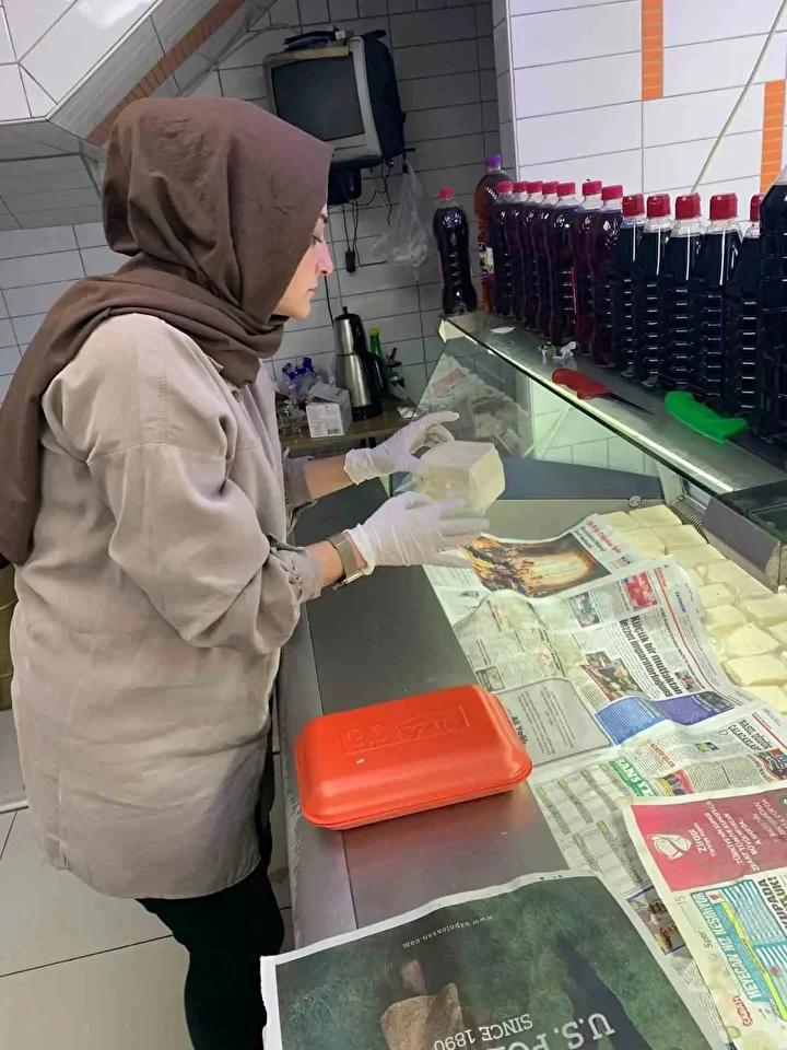 Manisa Zabıtası Sağlıksız Gıda Satışını Prioritize Etti