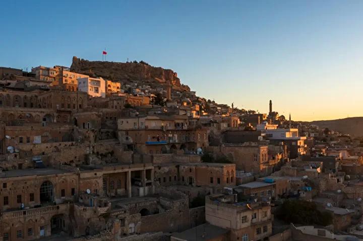 Sergilerde Sanatın Çeşitli Renkleri