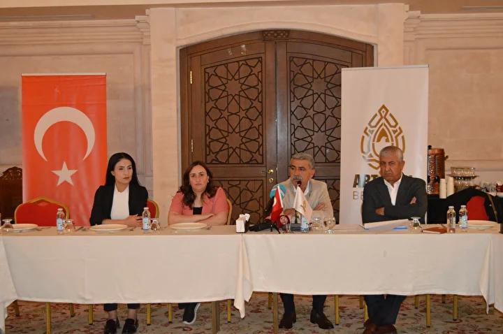 Mardin8217in Sokaklarinda Hayvanlara Saygi ve Cevre Temizligi Calismalari Mardinin Sokaklarinda Hayvanlara Saygi ve Cevre Temizligi Calismalari