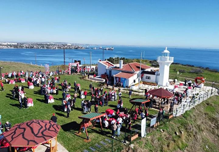 Marmaraereğlisi'nde Tarihi Deniz Fenerinin Yeniden Hayatı: Cumhuriyetin 102. Yılında Açılış Töreni