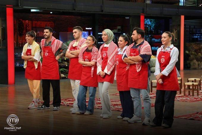 MasterChef'de Takım Kaptanlarını ve Yeni Kadroları Güncelledikçe Yarışma Heyecanı Artıyor