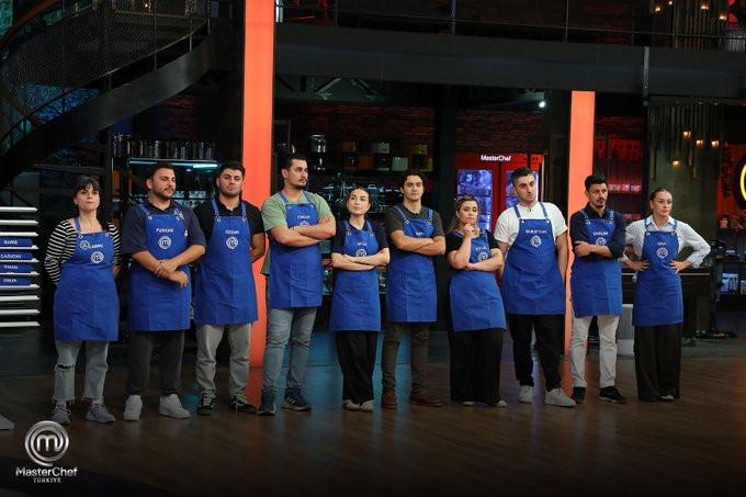MasterChef'te Yeni Takımlar ve Mavi Takım Kaptanının Belirlenmesi