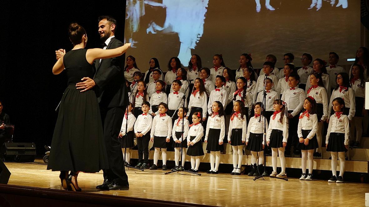 Mehmet Akif Ersoy Üniversitesi’nde Çocuk Korosu Konseri Büyük İlgi Gördü