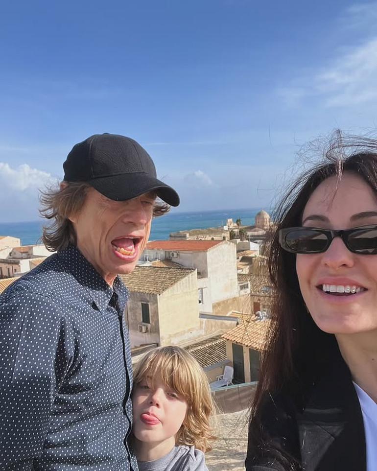 Mick Jagger'ın Enerjisi ve Aşk Dolu Yaşam Hikayesi
