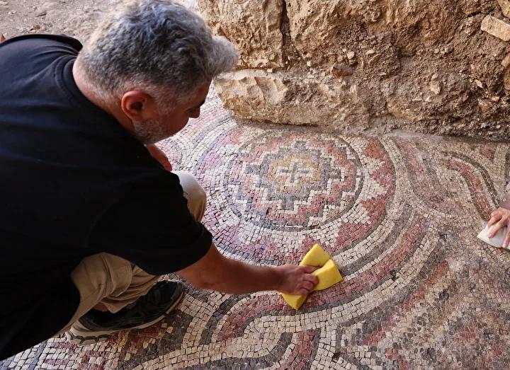 İnsanların Yıllarca Süren Arayışları ve Tarihe Işık Tutan Kalıntılar