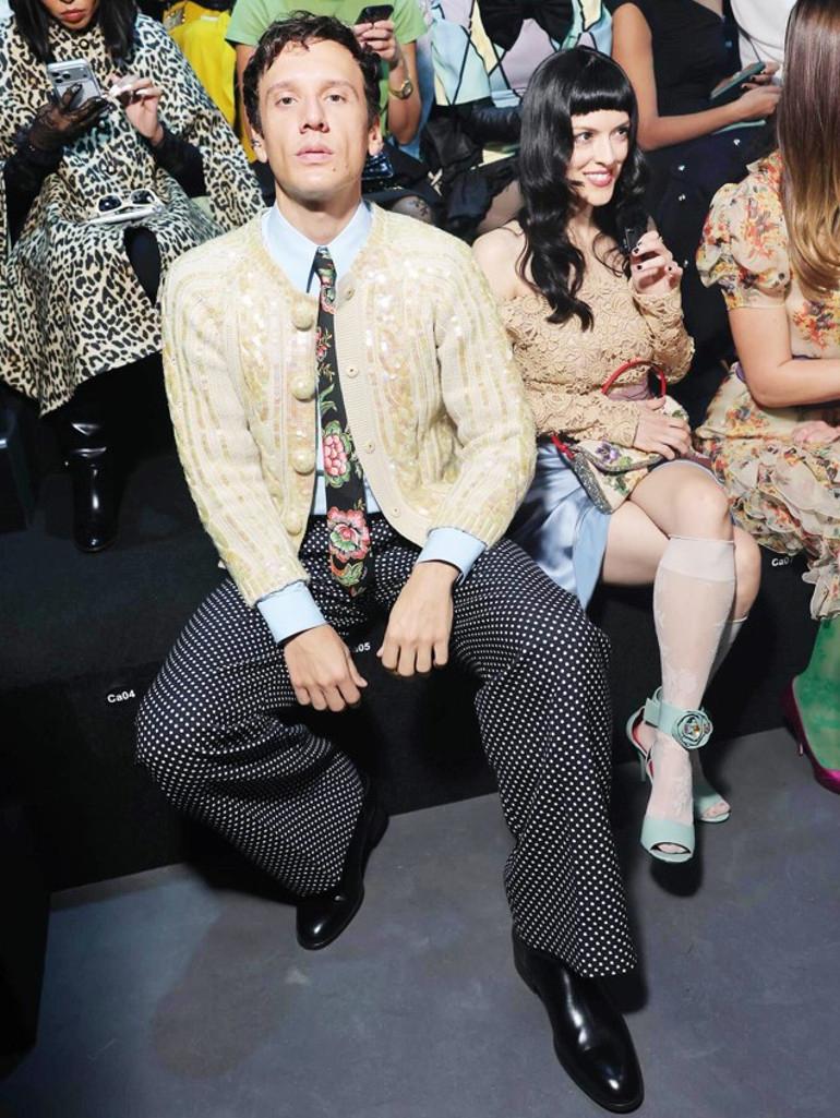 Moda Haftasında Dikkat Çekici Stil Tercihleri ve Trendler