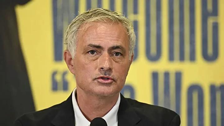 Mourinho'nun Portekiz Kampında Anlattıkları ve Fenerbahçe Dönemi Tartışmaları 9 Mourinho'nun Portekiz Kampında Anlattıkları ve Fenerbahçe Dönemi Tartışmaları
