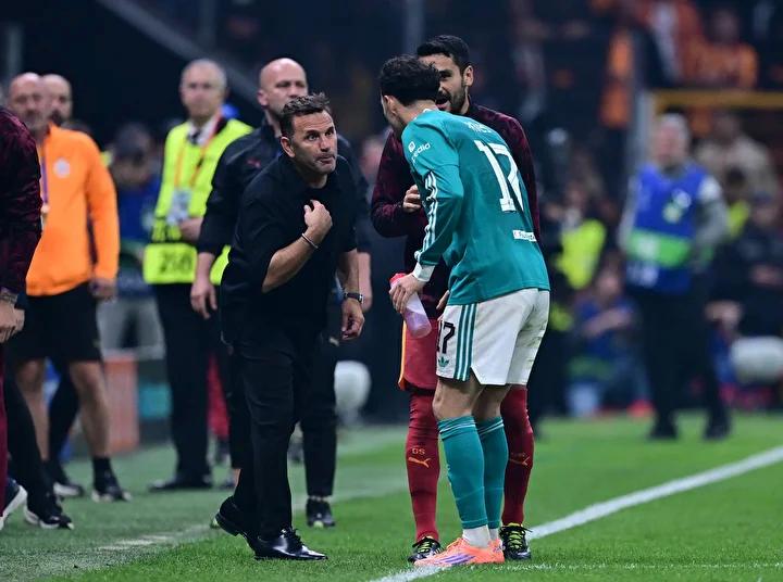 Okan Buruk'tan Liverpool Maçı Sonrası Değerlendirmeleri ve Sevinç Vertebilecek Açıklamalar