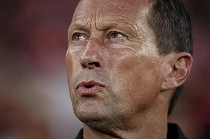 Ömer Erdoğan'dan Roger Schmidt İddiası ve Türkiye’ye Dönüş Söylentileri 3 Türkiye’deki Lig ve Beşiktaş'ın Teknik Hedefleri