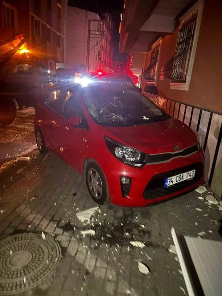 Orhangazi'de Çatı Paneli Çökmesi Tedirginlik Yarattı